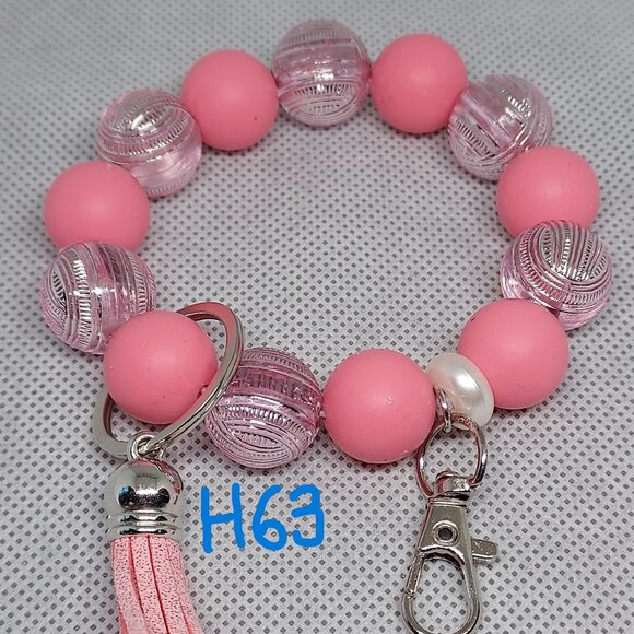 Set of 3 Silicone Keychains with Tassels - Picture 3 of 3